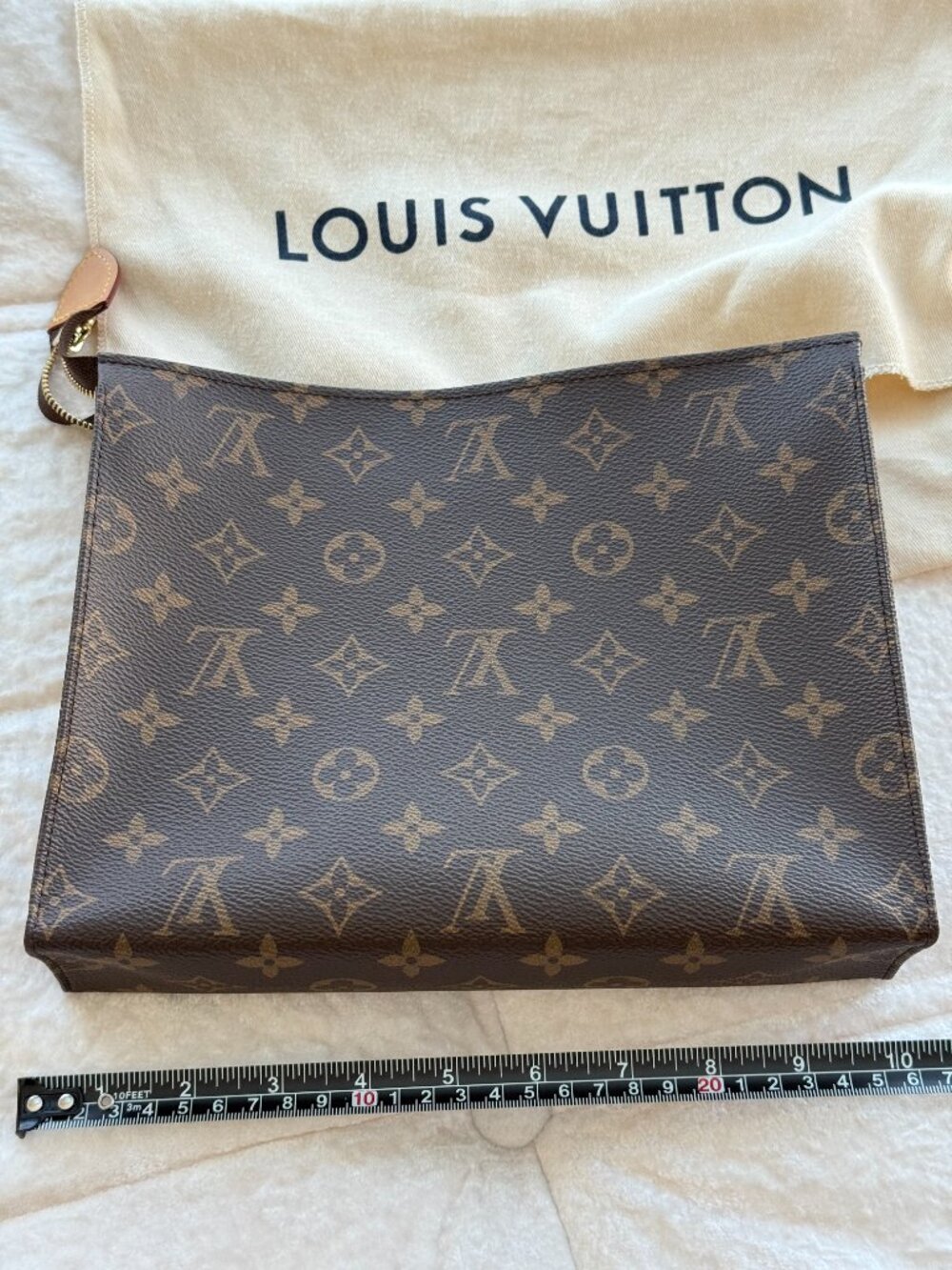 Louis Vuitton Toiletry Pouch 26 Monogram Crossbody Conversion Bag – No Strap